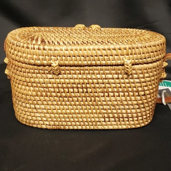 Made by Hand in Vietnam Woven Oval Purse with Leather Strap - Picture 7 of 7